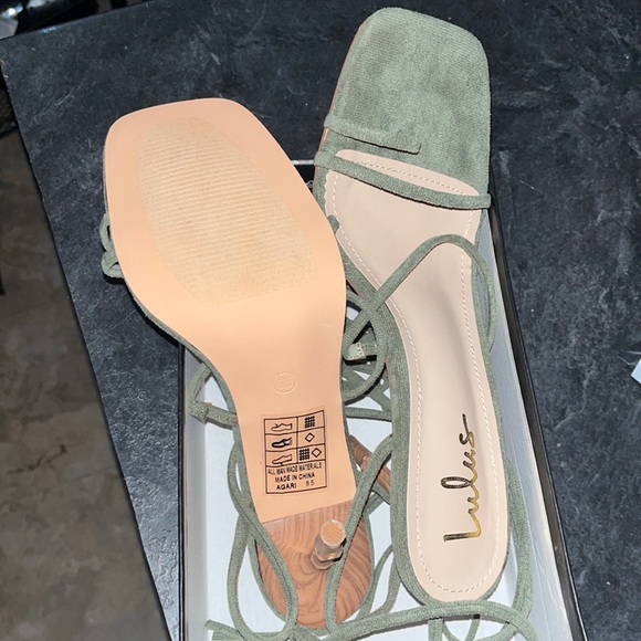 Lulus heels - Picture 6 of 7